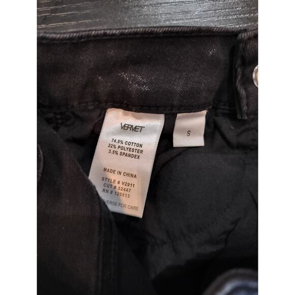 Vervet Black High Rise Distressed Criss Cross Shorts - V2911 - Size Small - Picture 9 of 9